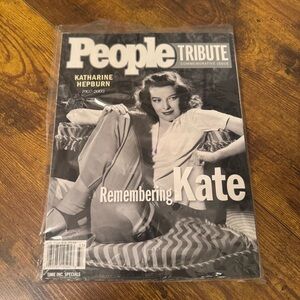 People Magazine Tribute to Katharine Hepburn Commemorative Issue 1907-2003 Movie